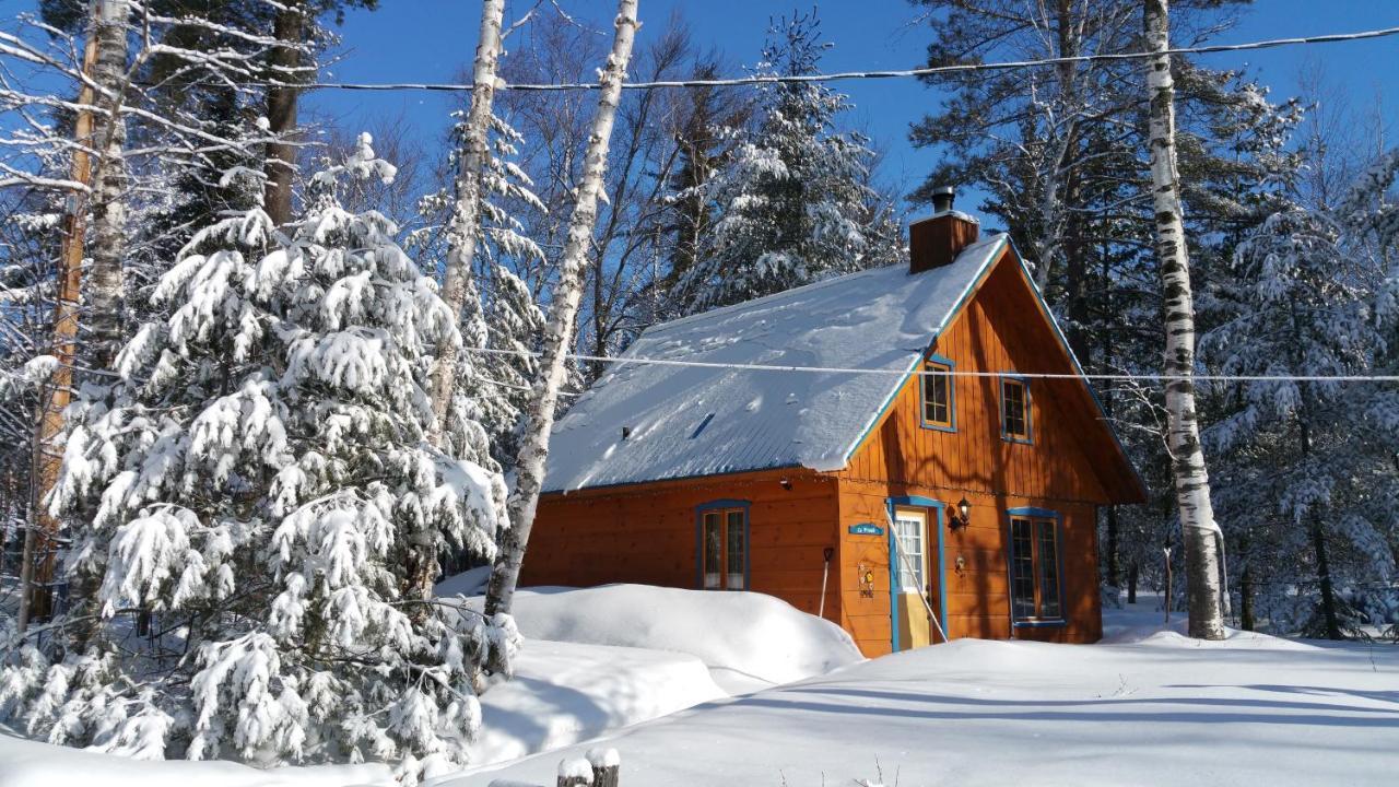 Les Chalets Sur Le Cap Saint Joachim Экстерьер фото