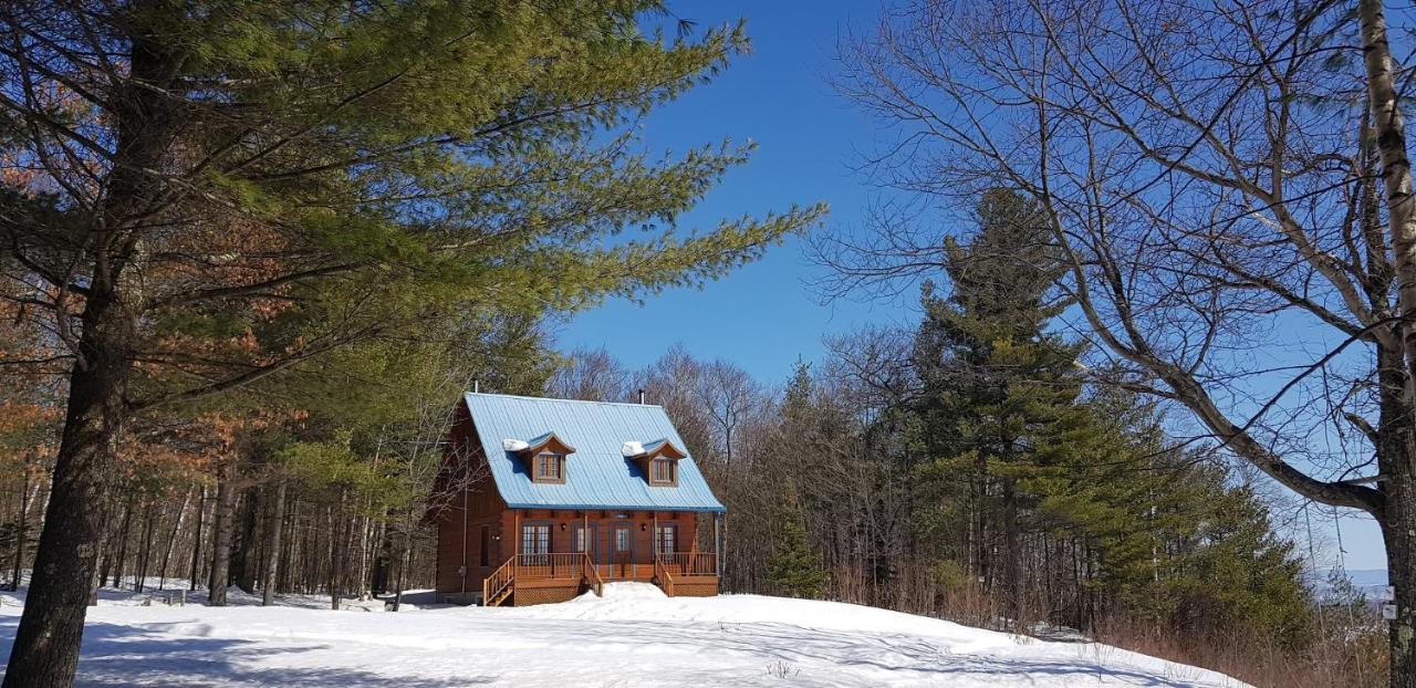 Les Chalets Sur Le Cap Saint Joachim Экстерьер фото